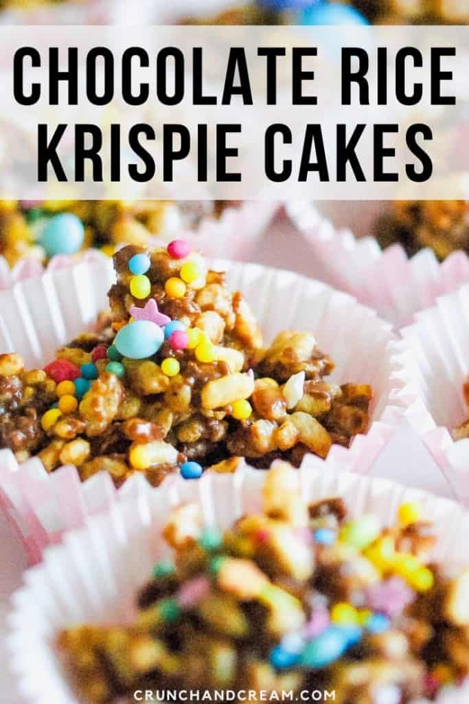 These chocolate rice krispie cupcakes are a tasty no-bake snack. #nobakedessertchocolate #nobakecupcakes #chocolatericekrispiecakes