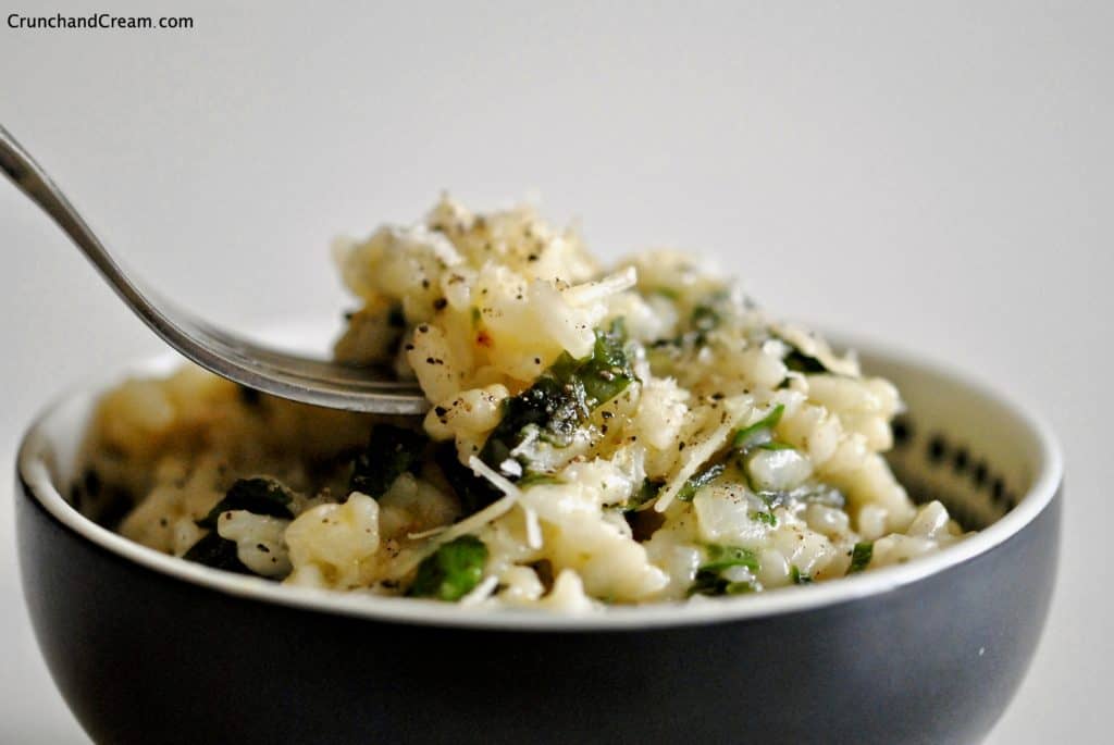 Microwave Risotto with Fresh Herbs for One Crunch & Cream