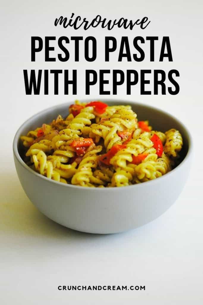 A quick, easy and cheap pesto pasta with peppers using just 6 ingredients made (almost) from scratch in the microwave. It's a healthy single-serving meal. #collegemicrowaverecipe #dinnermicrowaverecipe #vegetarianpestopasta #easypestopasta
